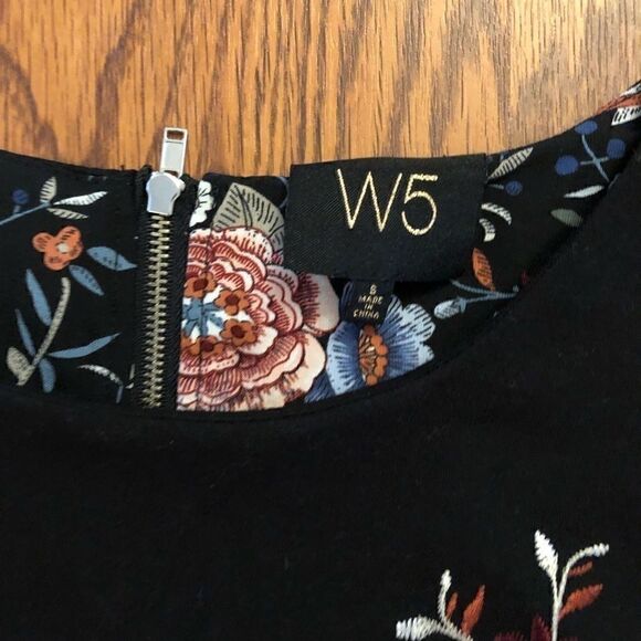 W5 Black Floral Embroidered Tee - Picture 5 of 6